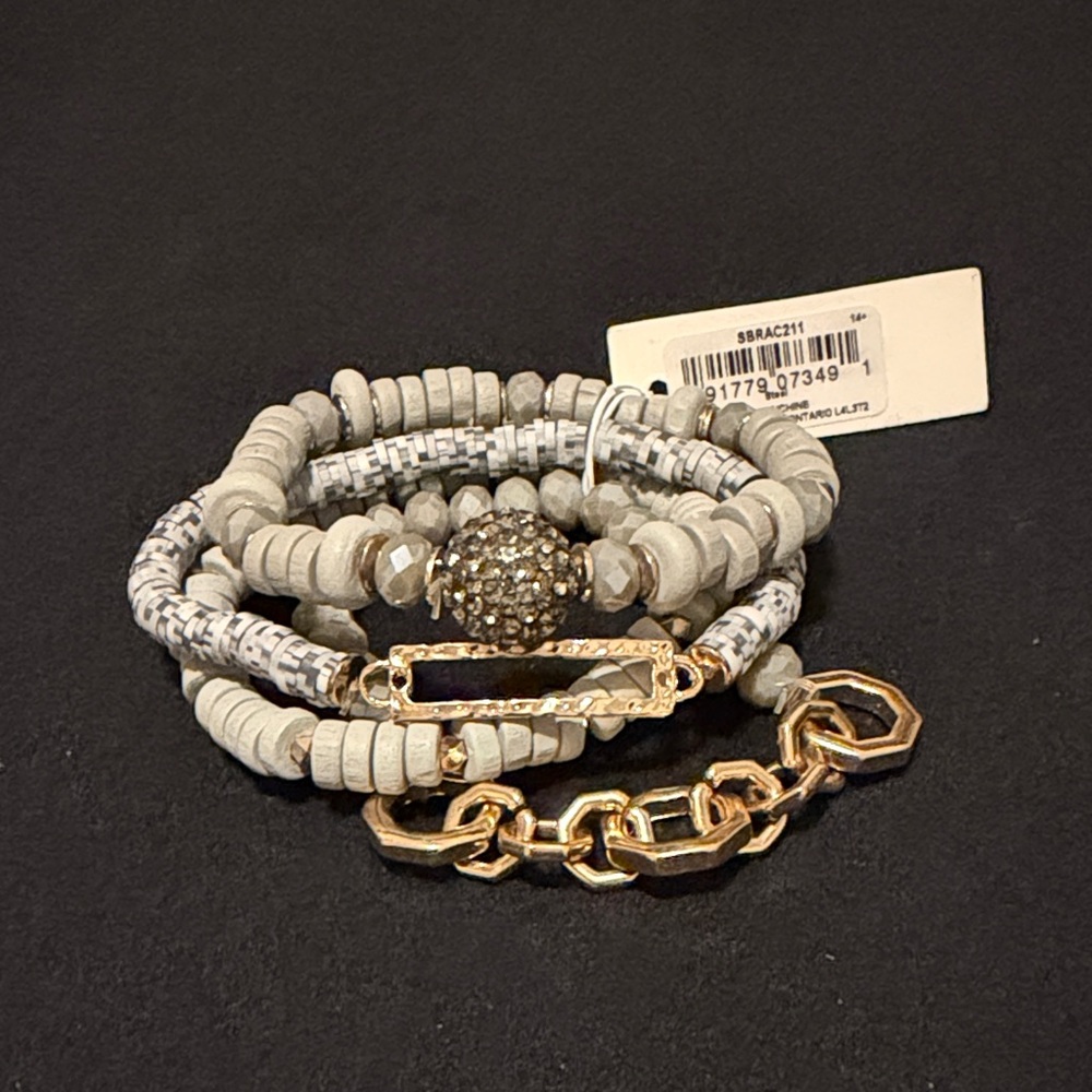 Simply Noelle Light Gray Beaded Bracelet Set with Four Bracelets